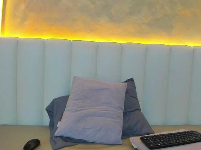 lulufuller live cam on BongaCams