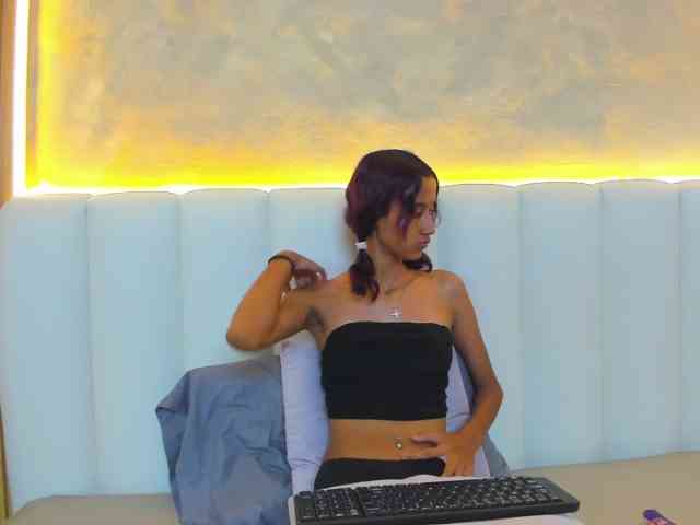 lulufuller webcam