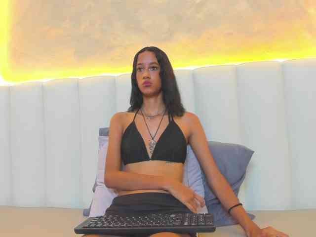 lulufuller webcam