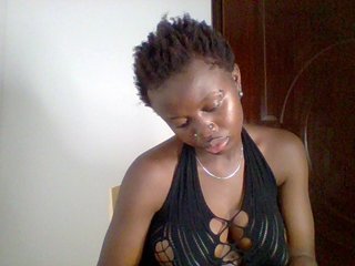 PreggoBeauty's Live Webcam