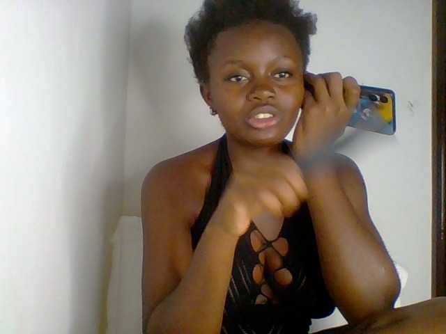PreggoBeauty live cam on BongaCams