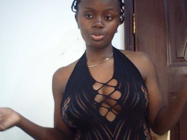 PreggoBeauty live cam on BongaCams