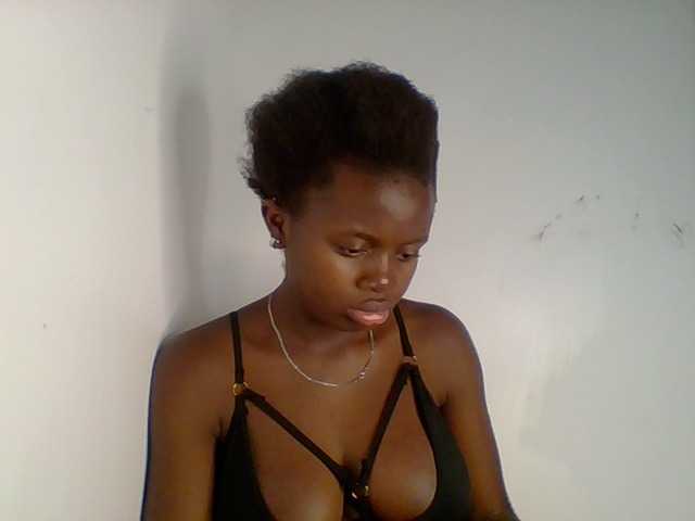 PreggoBeauty live cam on BongaCams