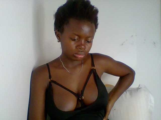 PreggoBeauty live cam on BongaCams