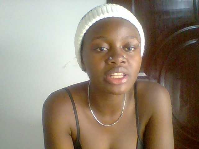 PreggoBeauty live cam on BongaCams