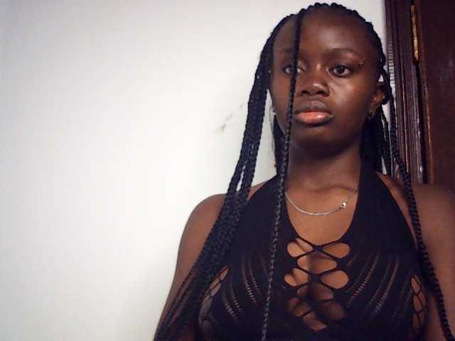 PreggoBeauty live cam on BongaCams