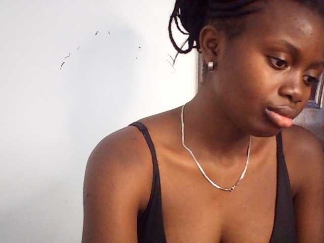 PreggoBeauty live cam on BongaCams