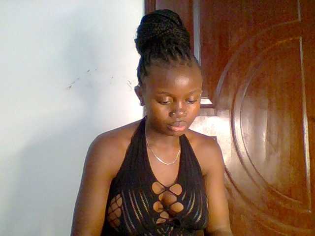 PreggoBeauty live cam on BongaCams
