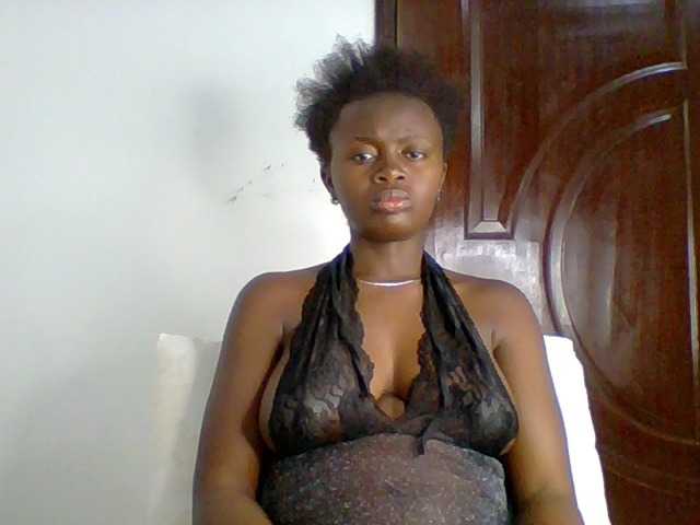 PreggoBeauty live cam on BongaCams