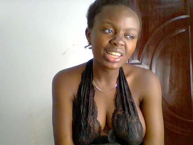 PreggoBeauty live cam on BongaCams