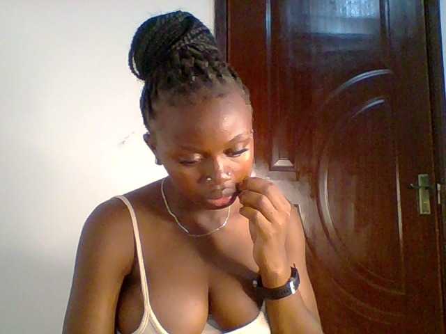 PreggoBeauty live cam on BongaCams