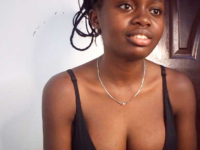PreggoBeauty live cam on BongaCams