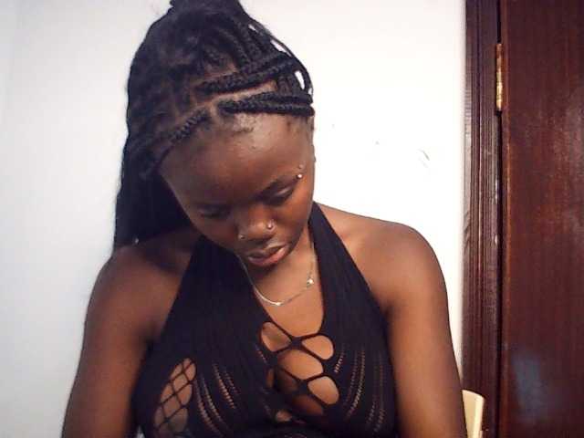 PreggoBeauty live cam on BongaCams
