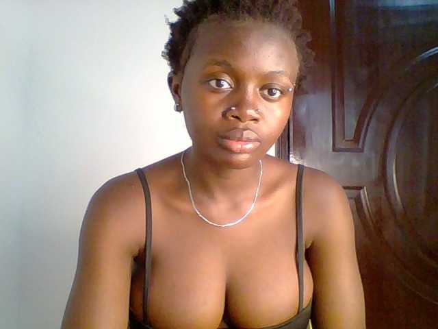 PreggoBeauty live cam on BongaCams