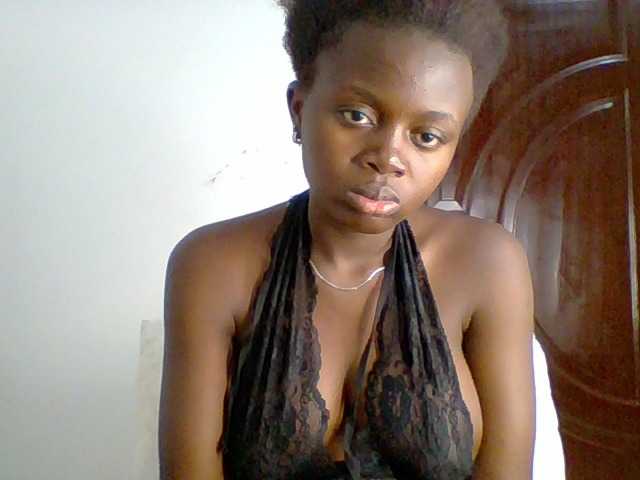 PreggoBeauty live cam on BongaCams