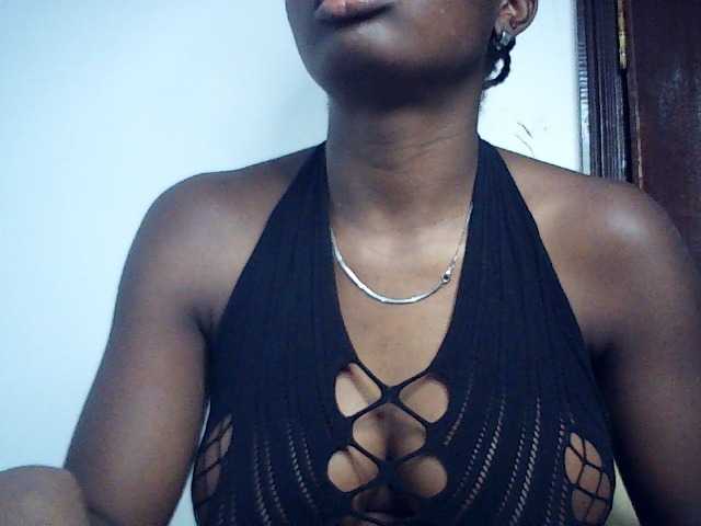 PreggoBeauty live cam on BongaCams