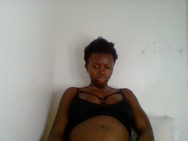 PreggoBeauty live cam on BongaCams