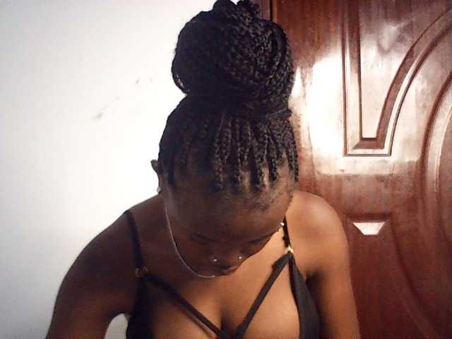 PreggoBeauty live cam on BongaCams