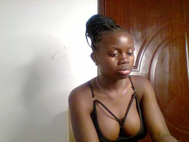 PreggoBeauty live cam on BongaCams