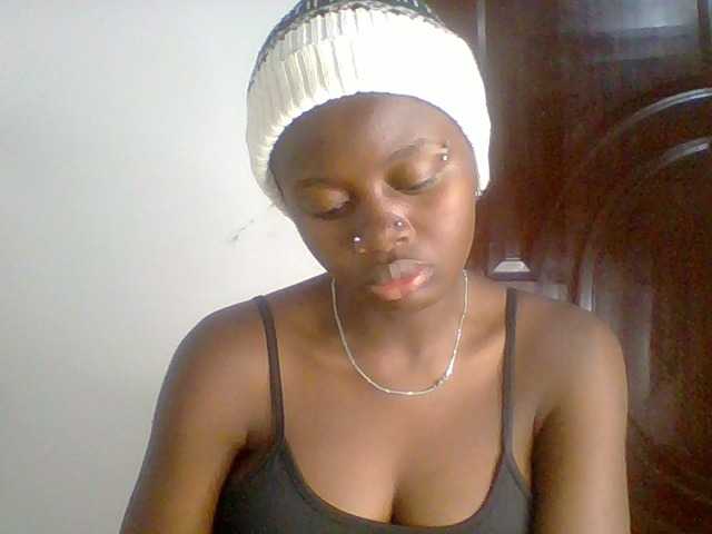 PreggoBeauty live cam on BongaCams