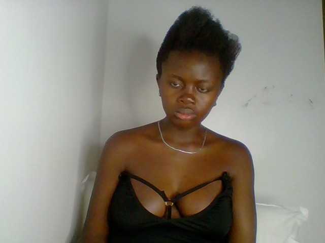 PreggoBeauty live cam on BongaCams
