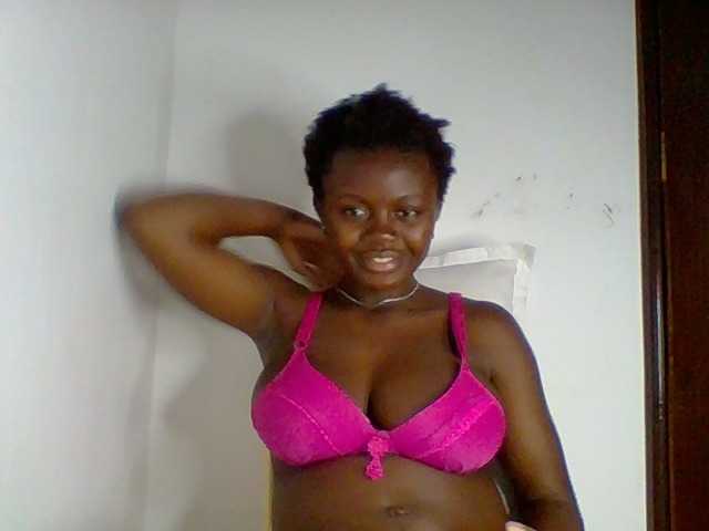 PreggoBeauty live cam on BongaCams