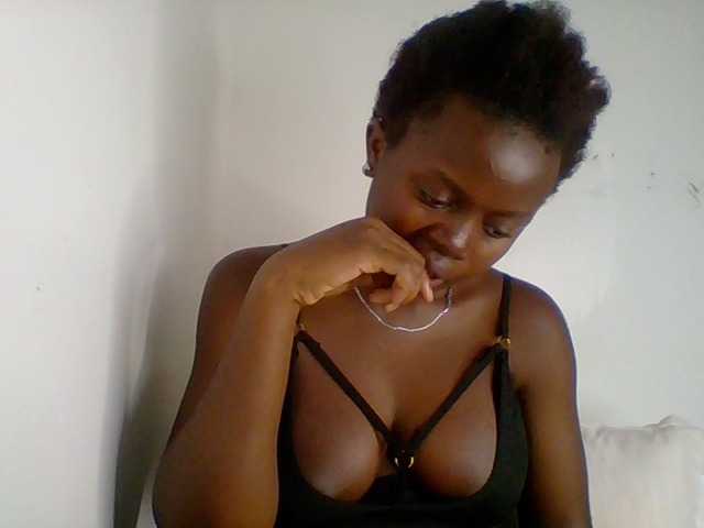 PreggoBeauty live cam on BongaCams