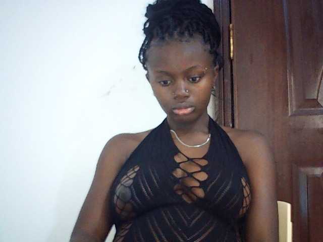 PreggoBeauty live cam on BongaCams
