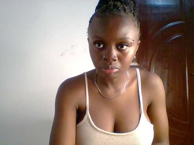 PreggoBeauty live cam on BongaCams