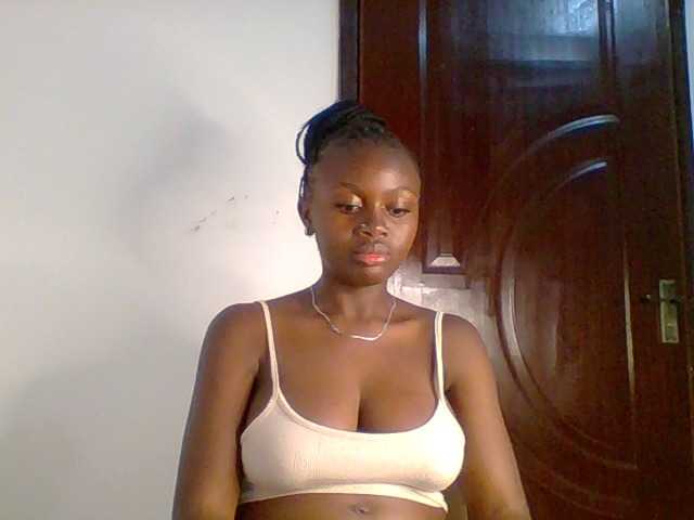 PreggoBeauty live cam on BongaCams