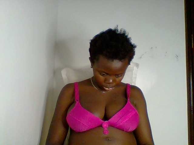 PreggoBeauty live cam