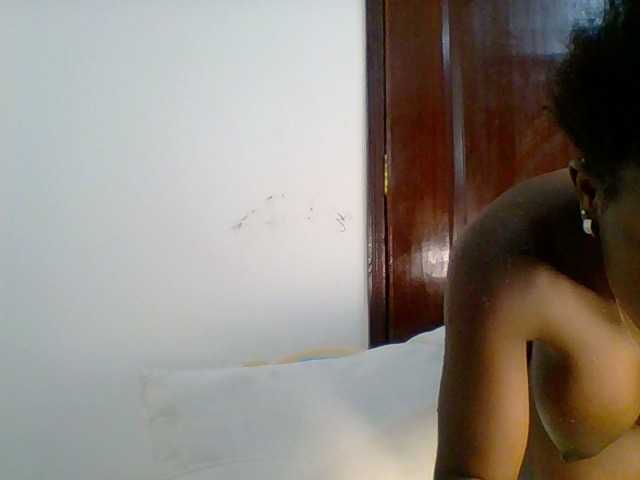PreggoBeauty live cam on BongaCams