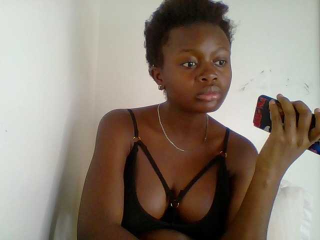 PreggoBeauty live cam on BongaCams