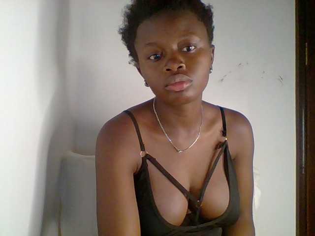 PreggoBeauty live cam on BongaCams