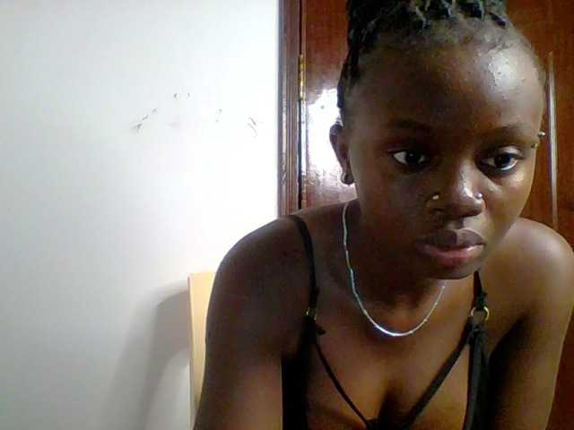 PreggoBeauty live cam on BongaCams