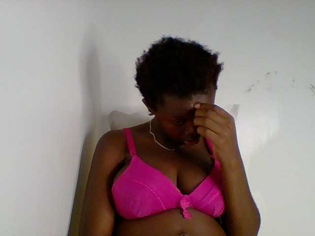 PreggoBeauty live cam on BongaCams
