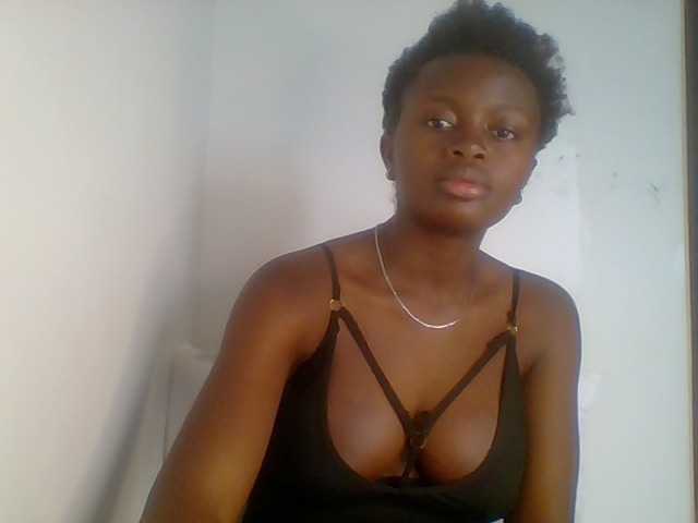 PreggoBeauty live cam on BongaCams