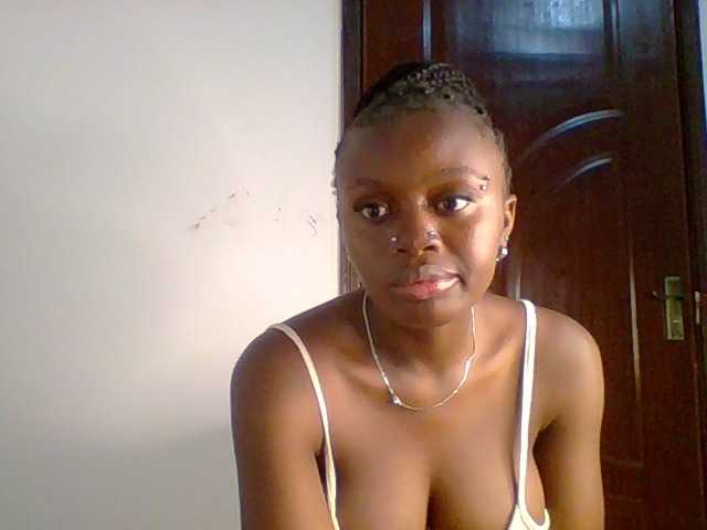 PreggoBeauty live cam on BongaCams