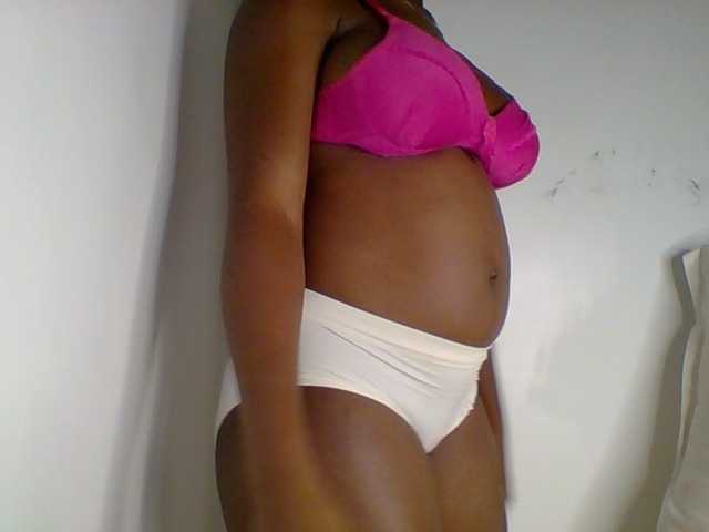 PreggoBeauty live cam on BongaCams