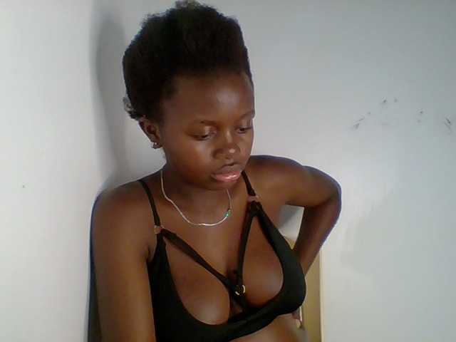 PreggoBeauty live cam on BongaCams
