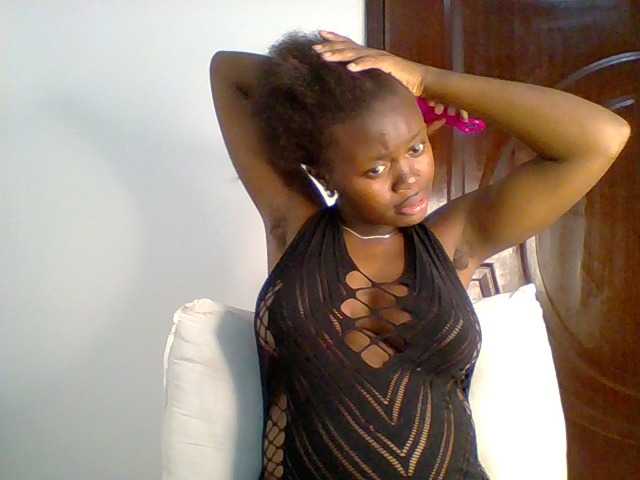 PreggoBeauty live cam on BongaCams