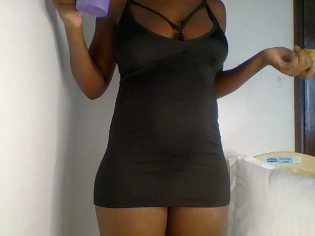 PreggoBeauty live cam on BongaCams