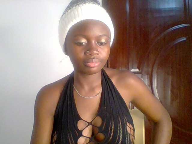 PreggoBeauty live cam on BongaCams