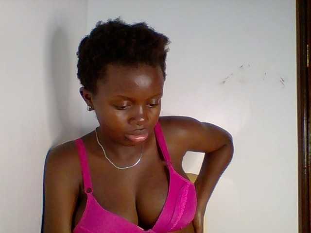 PreggoBeauty live cam on BongaCams