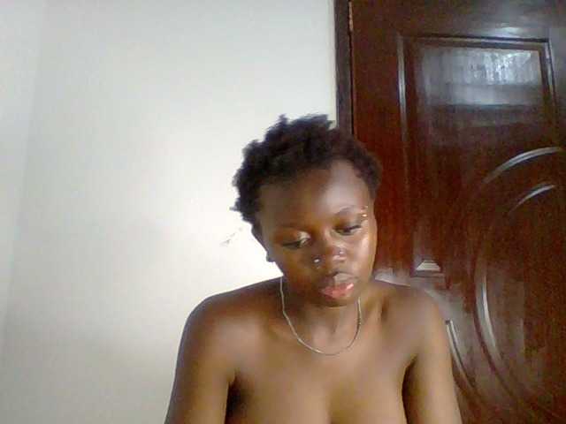 PreggoBeauty live cam on BongaCams