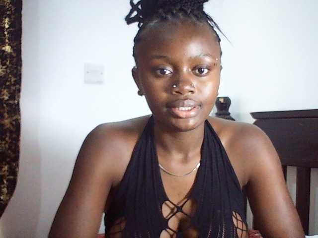 PreggoBeauty live cam on BongaCams