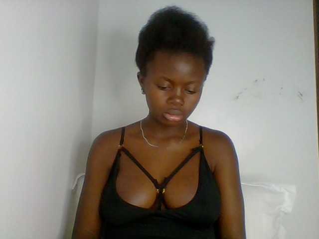 PreggoBeauty live cam on BongaCams