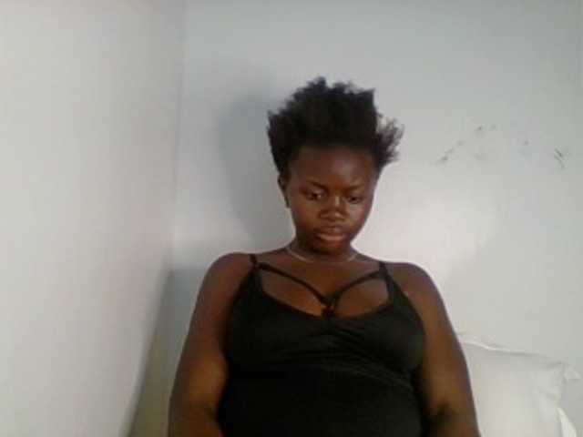 PreggoBeauty live cam on BongaCams