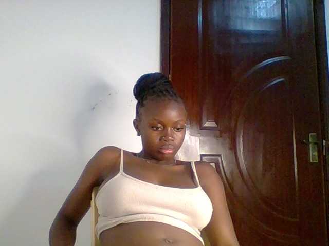 PreggoBeauty live cam on BongaCams