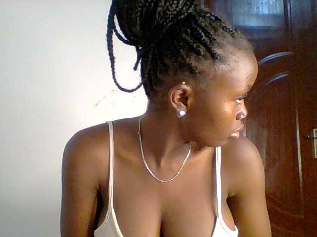 PreggoBeauty live cam on BongaCams